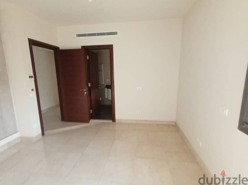Apartment for Rent in Aoukarشقة للبيع في عوكر 3