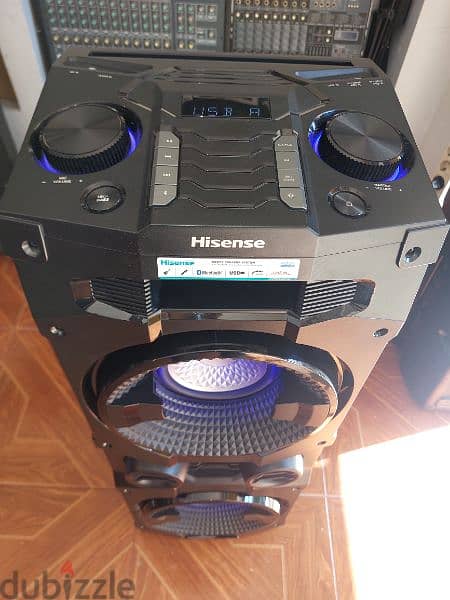 hisense speaker , aux , usb , mic in , guitar in ,, tuner , bluetooth 4