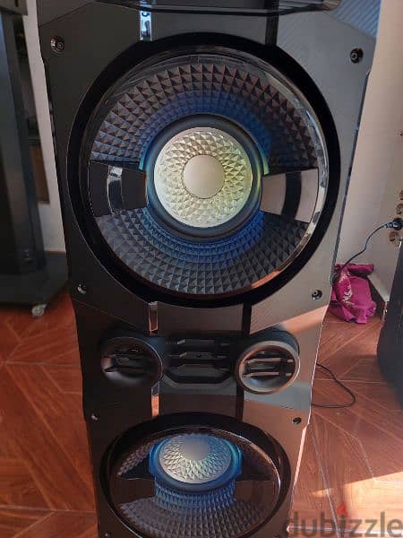 hisense speaker , super new 7