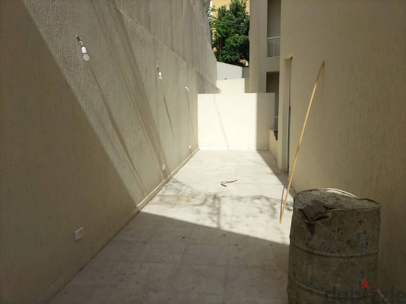 162 SQM Prime Location Apartment in Hazmieh, Baabda + Terrace 4