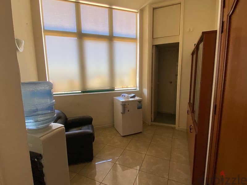 Office for Rent in Mansourieh مكتب للإيجار في المنصورية 4