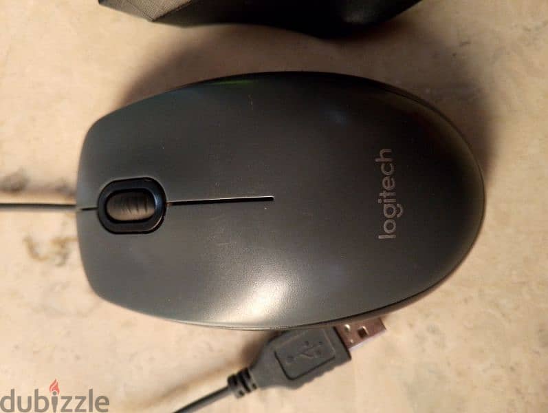 two mouses Logitech M90, HP invent very good quality barely used 1