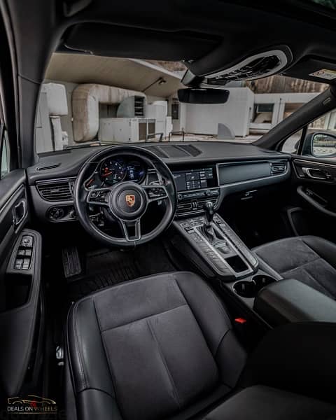 Porsche Macan 2019 , Company Source & Services ( Porsche Beirut) 11
