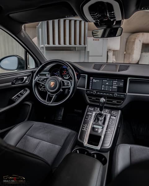 Porsche Macan 2019 , Company Source & Services ( Porsche Beirut) 12