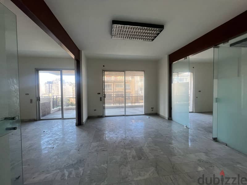 L15251-220 SQM Office for Sale In Achrafieh 3