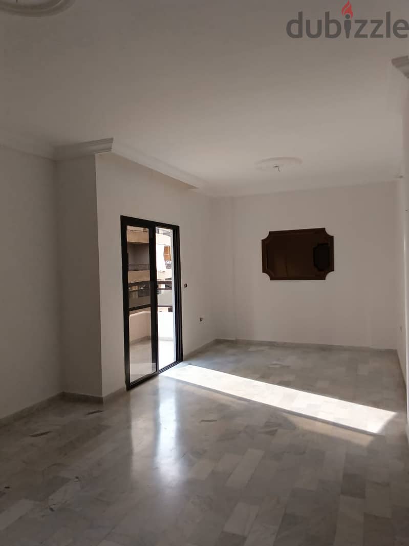 apartment for sale in Deir Qoubel شقة للبيع في ديرقوبل 1