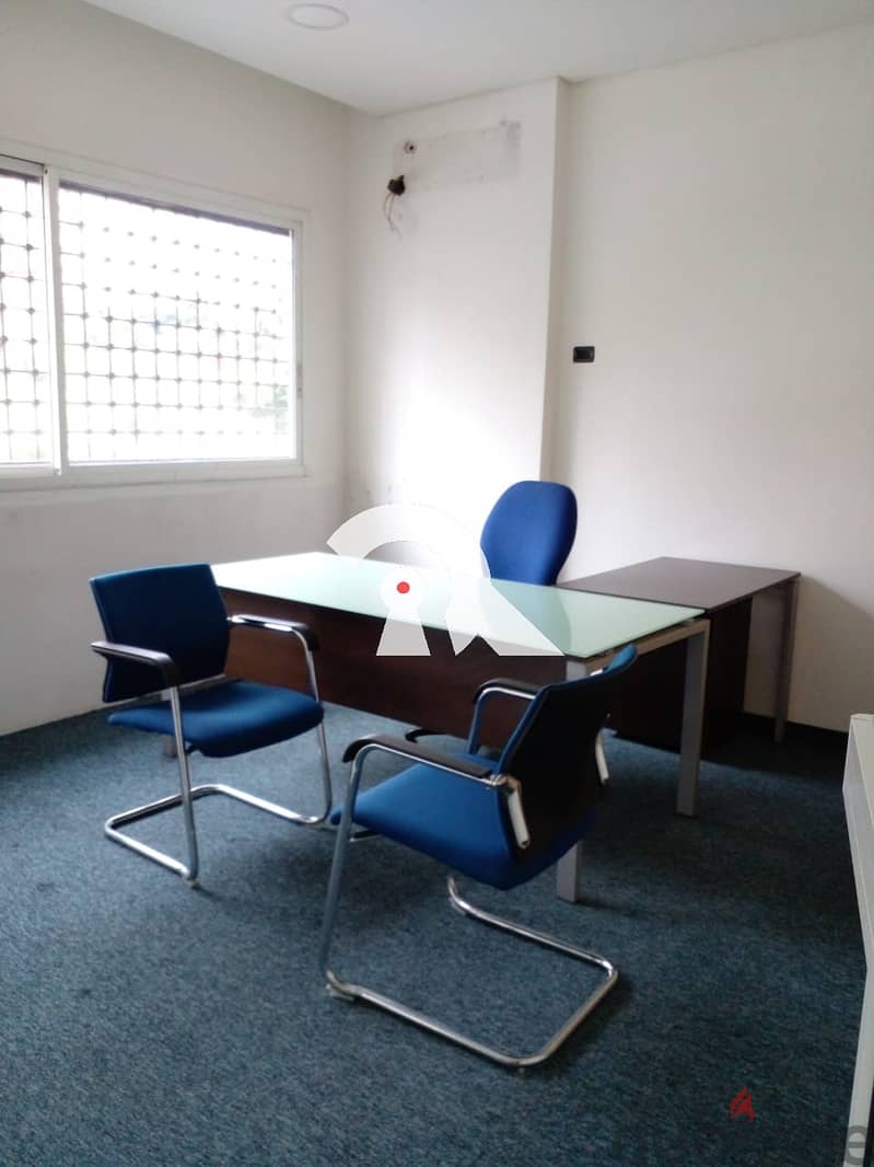 Office for rent in Sin El Fil مكتب للايجار في سن الفيل 3
