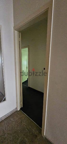 Spacious l 220 SQM Apartment for Sale in Tallet el Khayat. 9