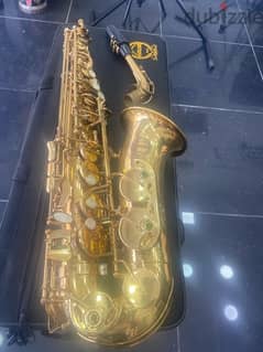 alto saxophone like new 0