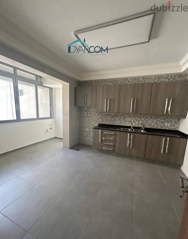 DY1664 - Ras el Nabea Spacious Apartment For Sale! 1