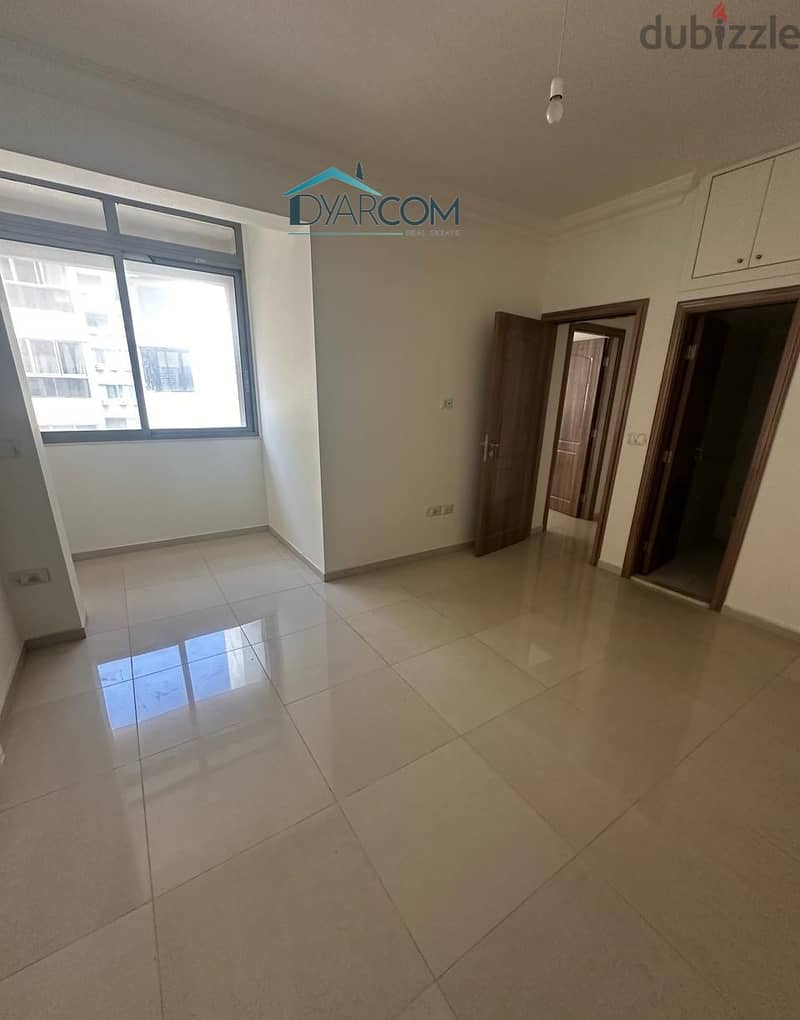 DY1664 - Ras el Nabea Spacious Apartment For Sale! 6