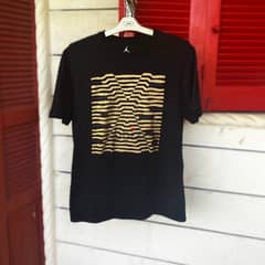 JORDAN Black & Gold T-Shirt. 0