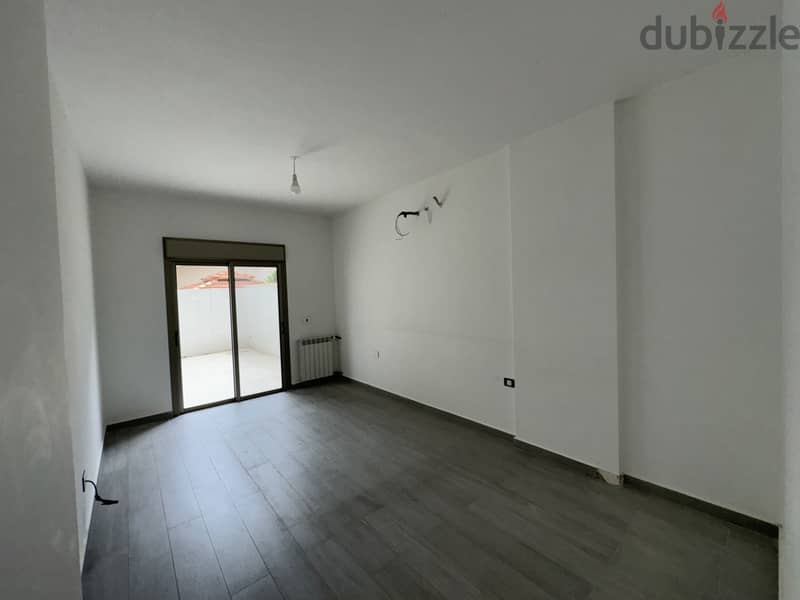 RWK251JS - Well Maintained Apartment For Sale In Ballouneh 10