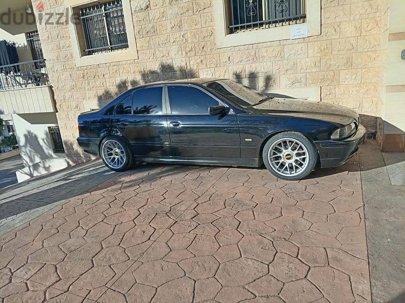 BMW 5-Series 2003 1