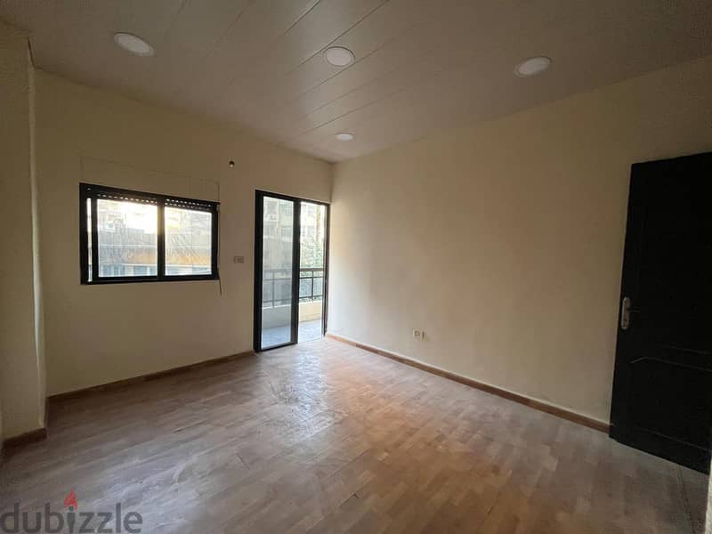 Apartment for sale in Verdun شقة للبيع ب فردان 7
