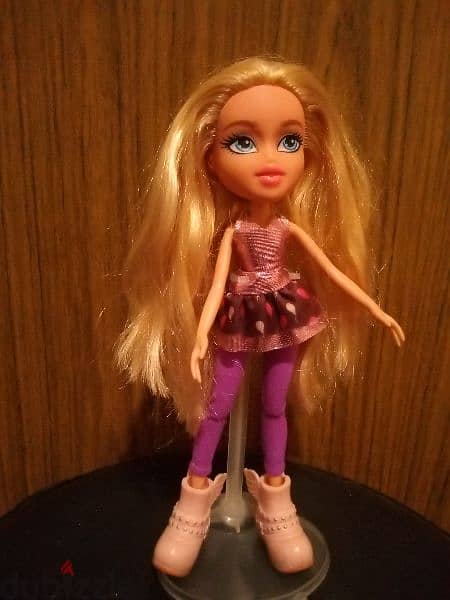 BRATZ CLOE HELLO MY NAME IS DOLL MGA great doll 2017 flex legs=20$ 5