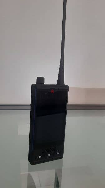 UNIWA P4 DMR POC 4G LTE Walkie Talkie Smartphone 3