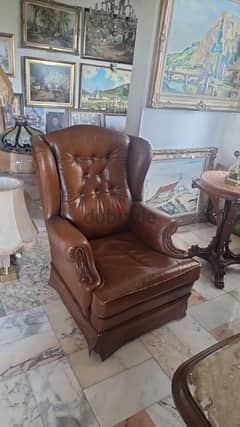 chesterfield salon Wing back arms chairs