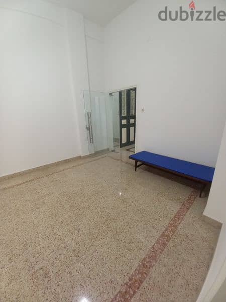 Polyclinic or office in Bourj hammoud for rent in a Prime Location!! 5