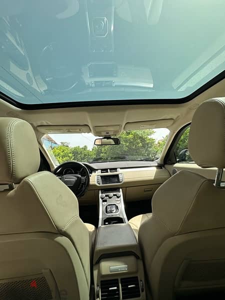 Range Rover Evoque 2015 70307441 10
