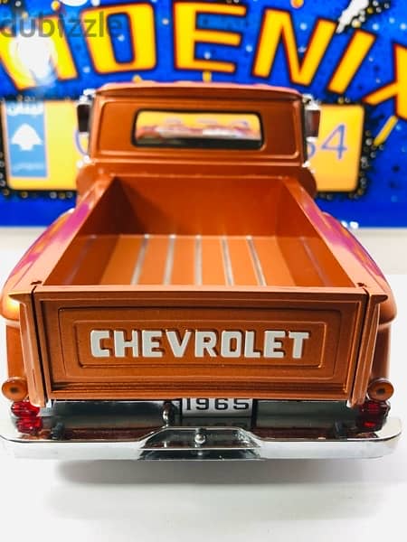 1/18 diecast Chevrolet C-10 1965 Lowrider Pickup Metallic ORANGE 5