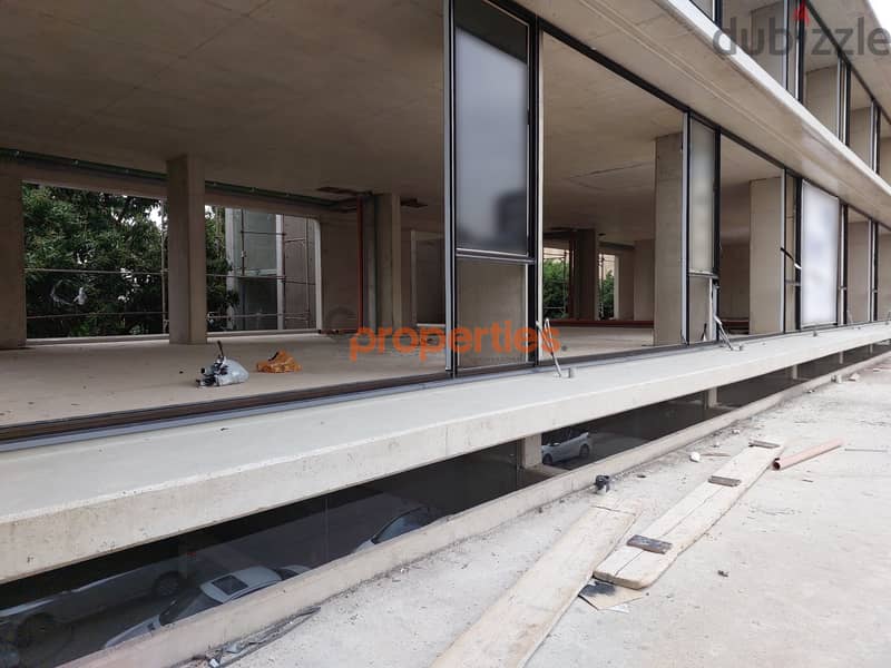 Showroom space for rent in jal el dib-صالة عرض للإيجار جل الديب CPSM26 2