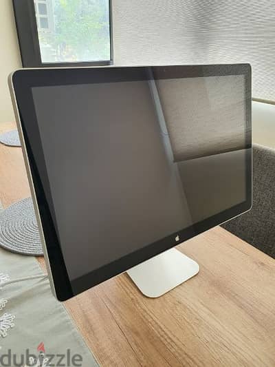 Apple Cinema Display LED (24-Inch)