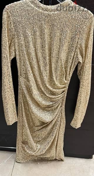 short dress with long sleeve; gold color 8