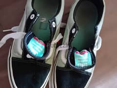 authentic vanz off the wall shoes 0