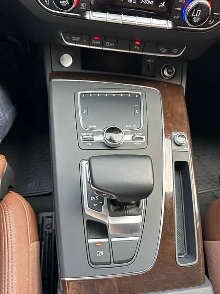 Audi Q5 2018 10