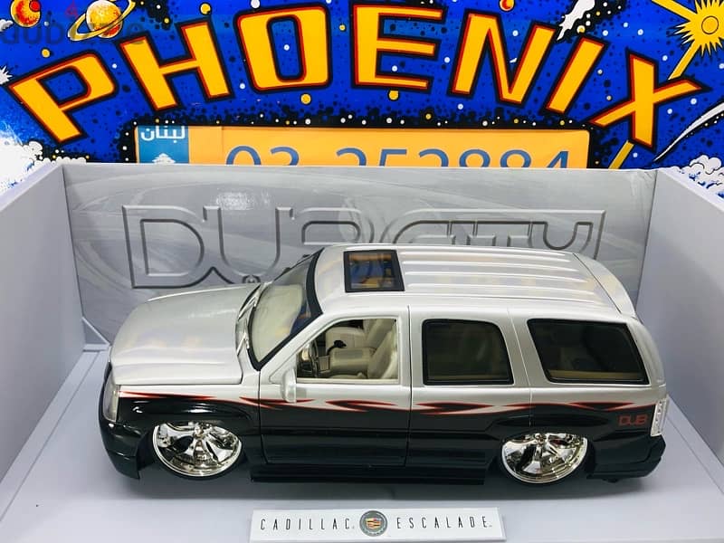 1/18 diecast Cadillac Escalade DUB CITY Spinner Rims (Out of Print) 15