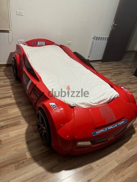 Ferrari bed for kids 3