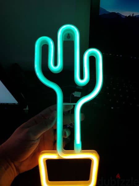 Neon light sign cactus 1