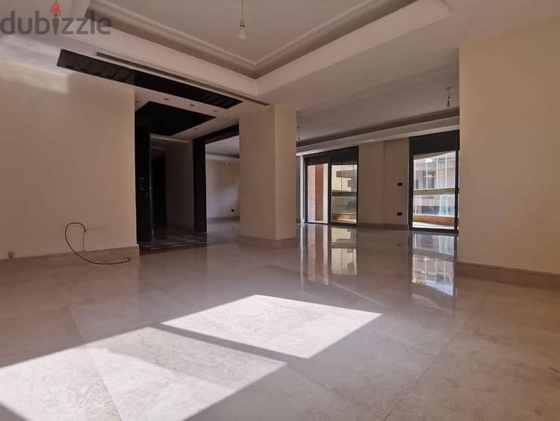 شقة مميزة للبيع رمل البيضاء  special apartment for sale ramel al bayda 2