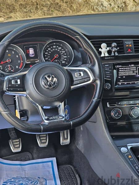 Volkswagen GTI7 2015 5