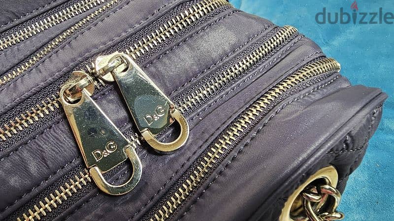Dolce and Gabbana handbag 8