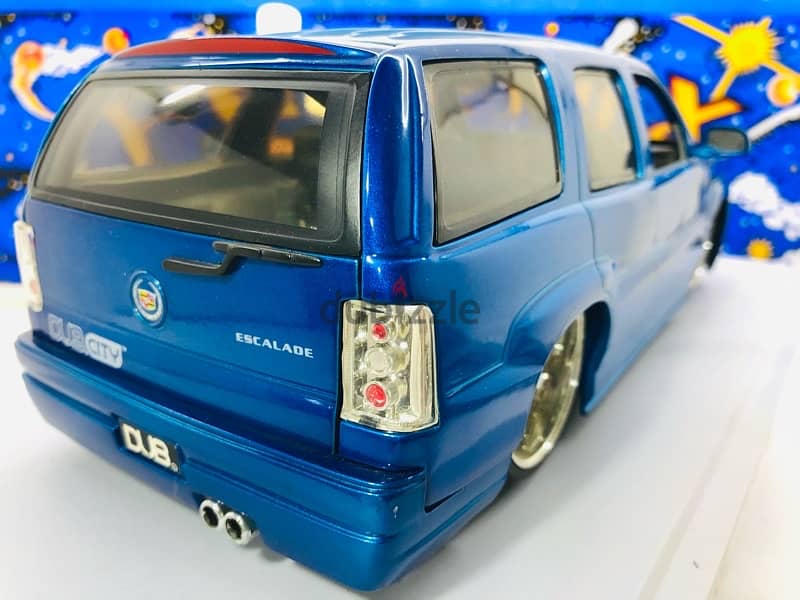 1/18 diecast Cadillac Escalade Spinner Rims DUB CITY BIG BALLERS 6