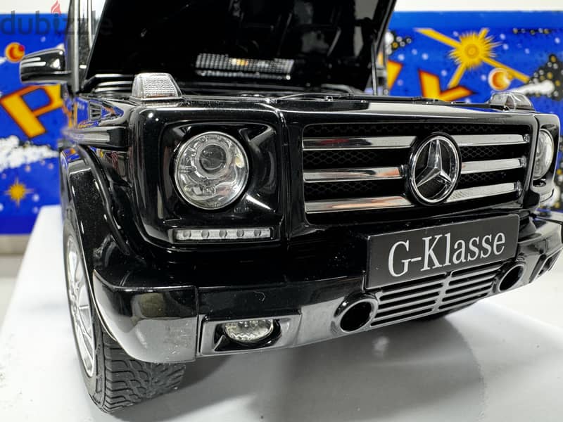 1/18 diecast Autoart Mercedes G500 Diamond black 2013 0