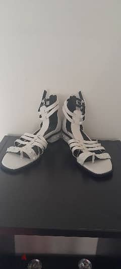 Charles & Keith White sandals 0