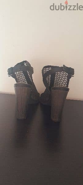 Noblez Black sandals 3