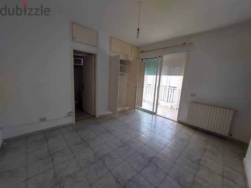 Beit Chabeb | 3 Bedrooms Apart | 3 Balconies | Panoramic View | Catchy 6