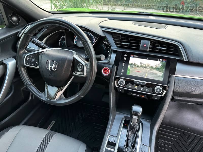Honda Civic Coupe Ex-T 2018 Like New 11