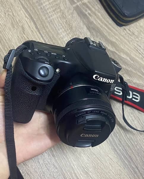 Canon 70d (no lens - broken main board) 1