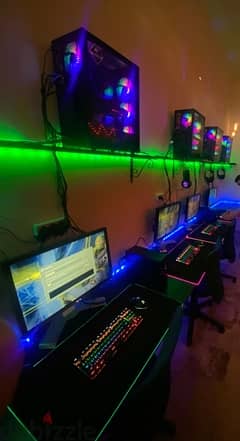 GAMING LOUNGE 4 computers ! 0