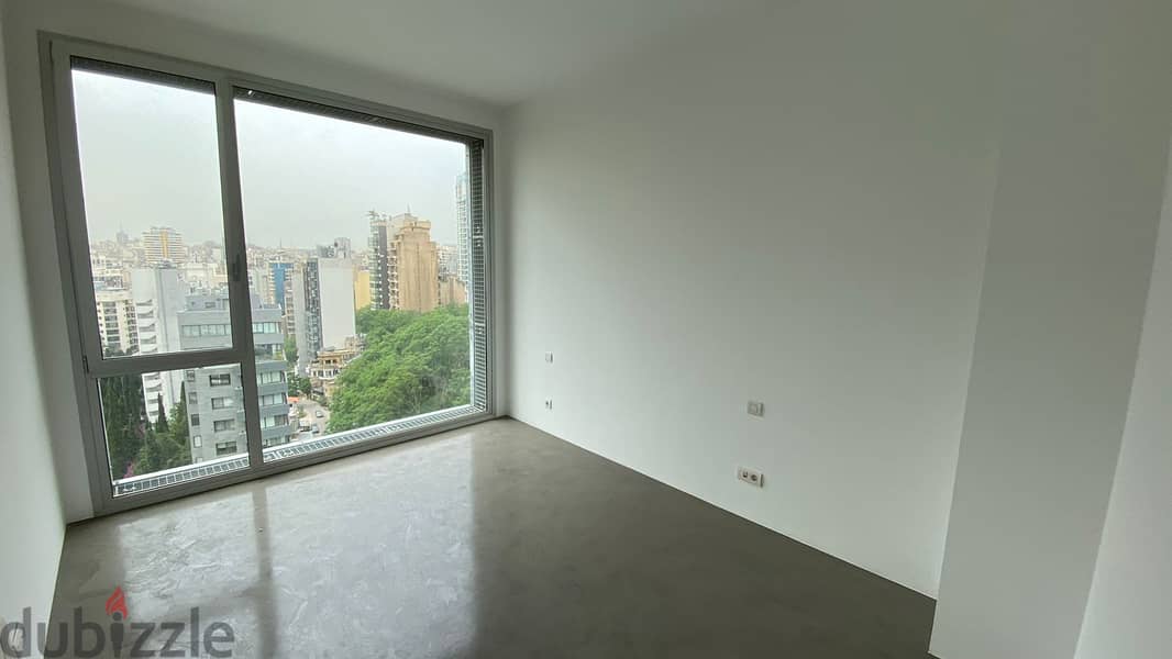 Apartment for sale in Achrafieh/ Amazing View 9