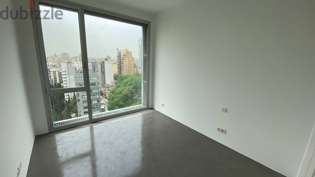 Apartment for sale in Achrafieh/ Amazing View 10