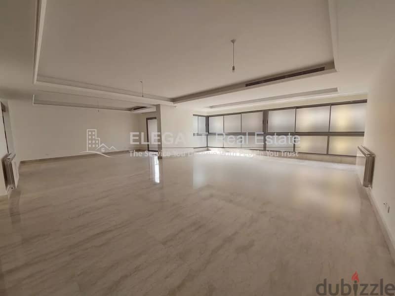 High End Finishing Flat with Breathtaking Sea View! 0