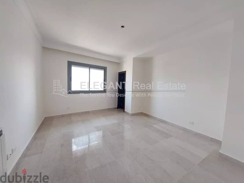 High End Finishing Flat with Breathtaking Sea View! 6