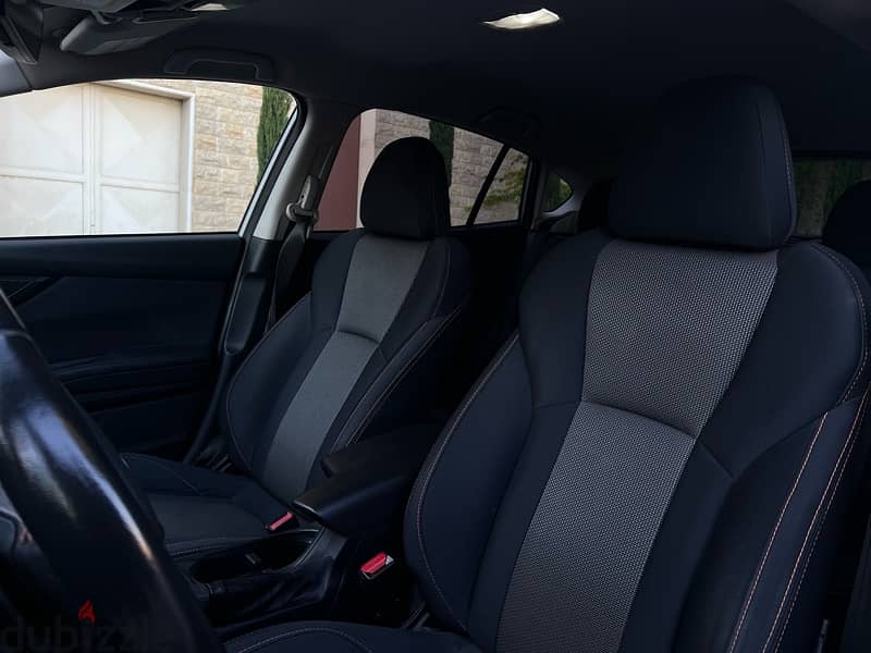 Subaru XV Crosstrek 2018 LOW MILAGE AND CLEAN 4