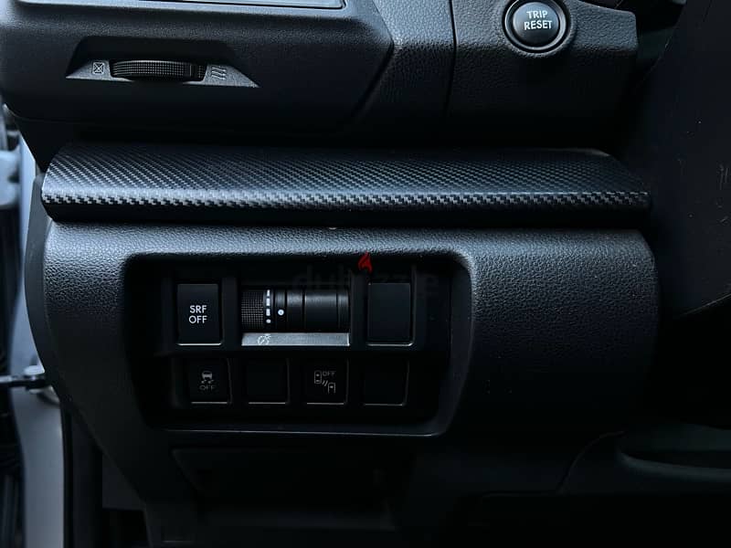 Subaru XV Crosstrek 2018 LOW MILAGE AND CLEAN 7